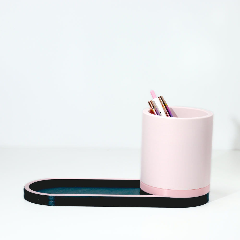 Emerald Desk Bestie with bubblegum and pastel pink, 3D printed by Mewse, view 2