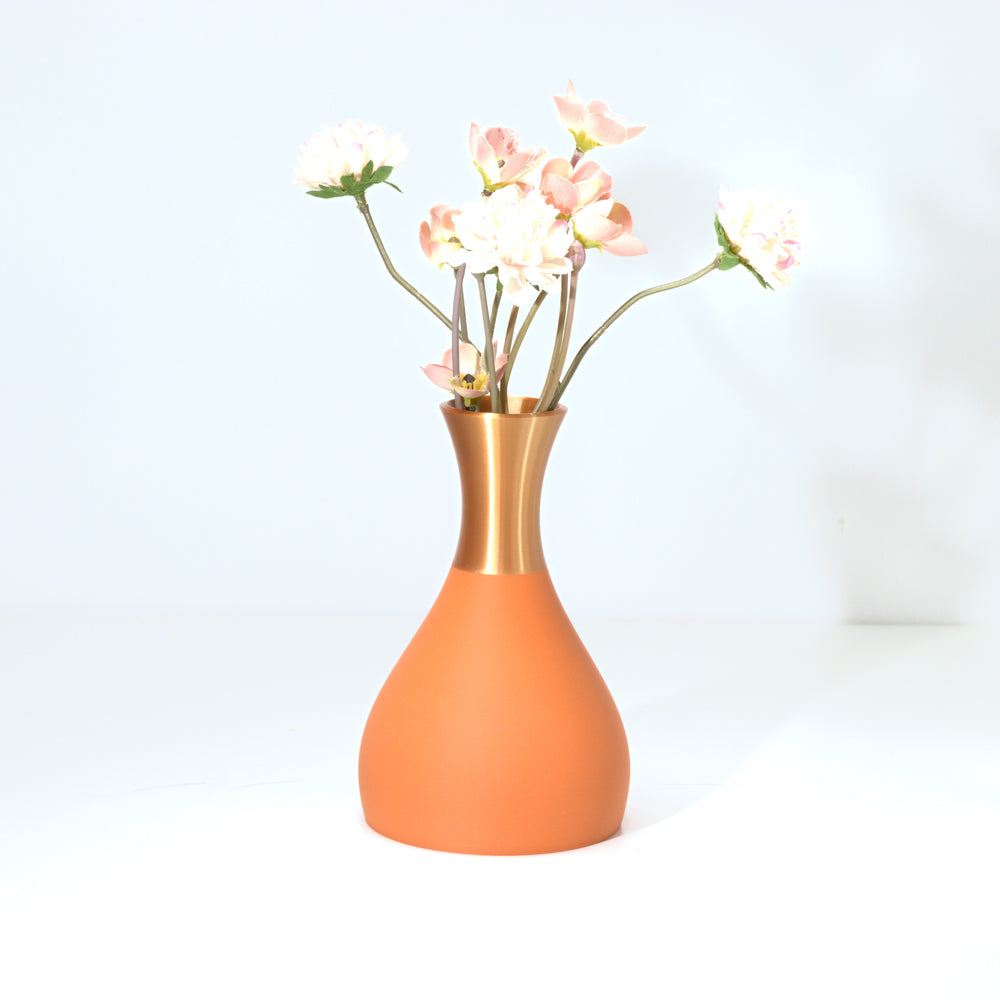 Orange Potions Vase with bronze, 3D printed by Mewse